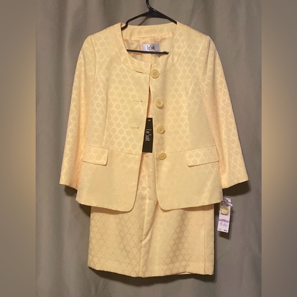Le Suit Womens Yellow Business Professional 2 PC Skirt Suit NWT